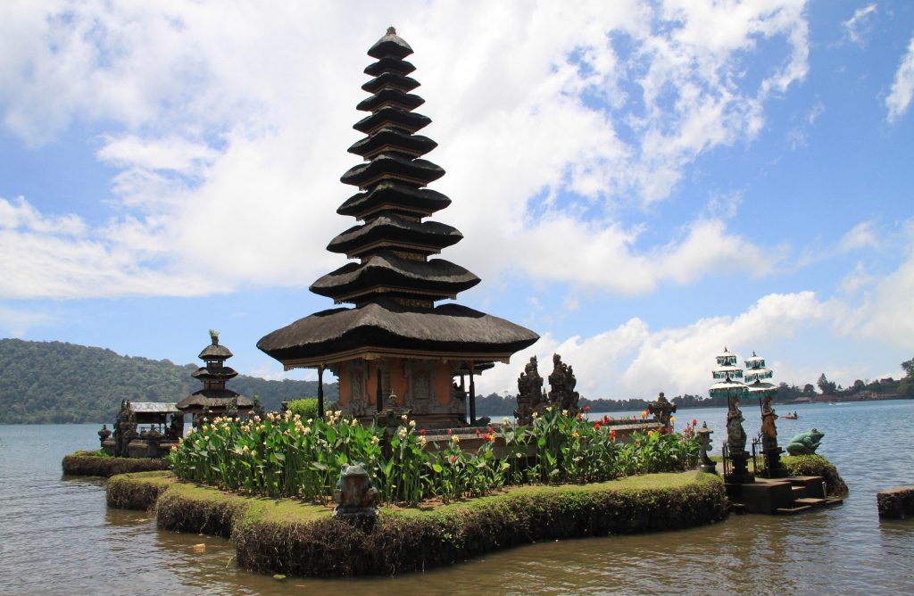 Ulun Danu Beratan Temple on Lake Beratan, Bedugul, Bali, Indonesia